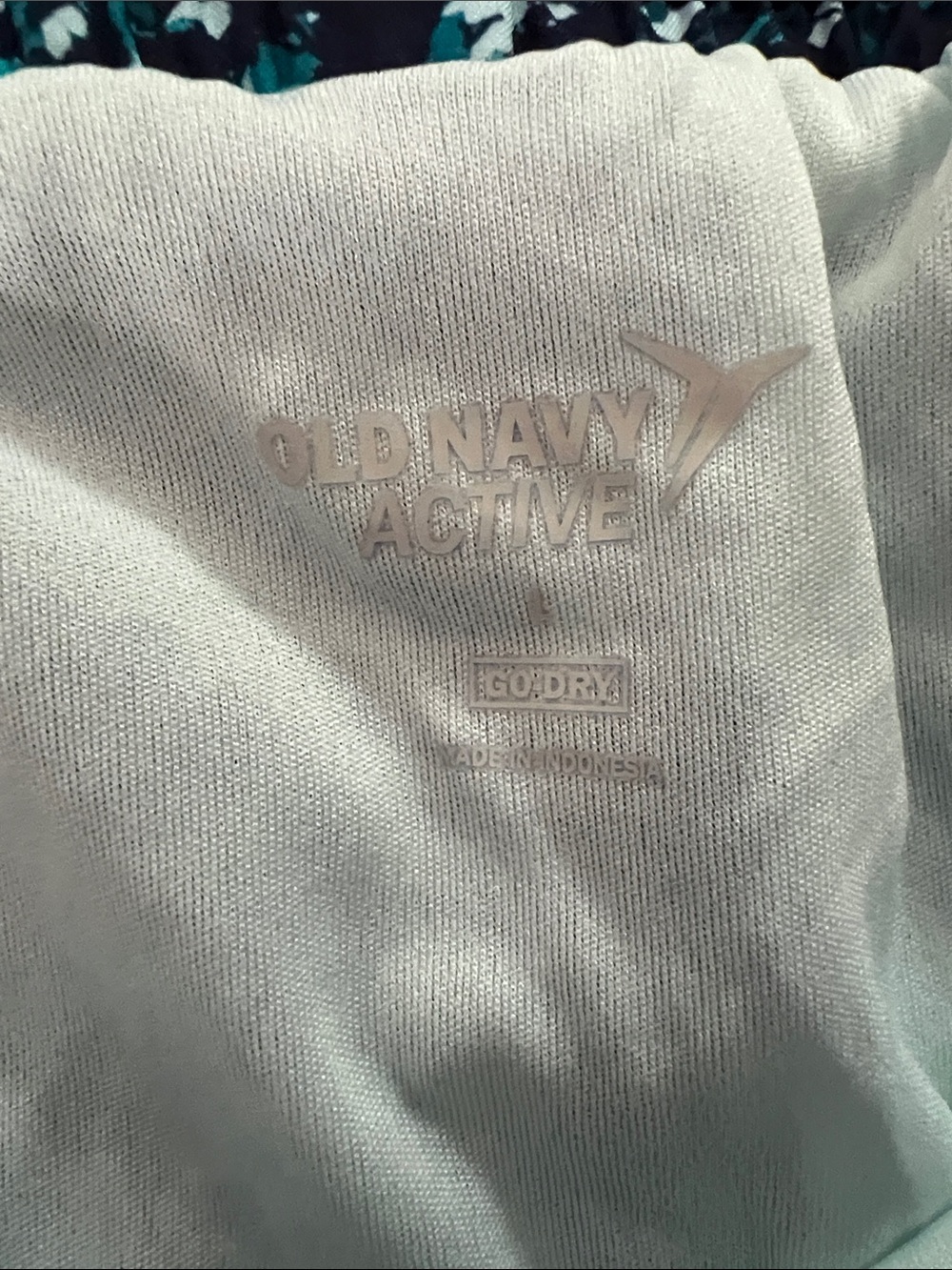 Women’s old navy Navy Teal Print Athletic Shorts - Picture 2 of 2